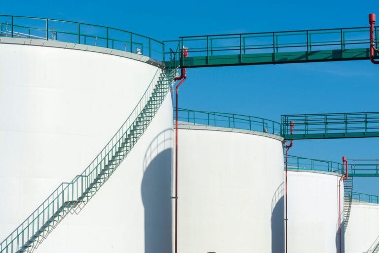 Storage tank secondary containment: dikes, berms and liners